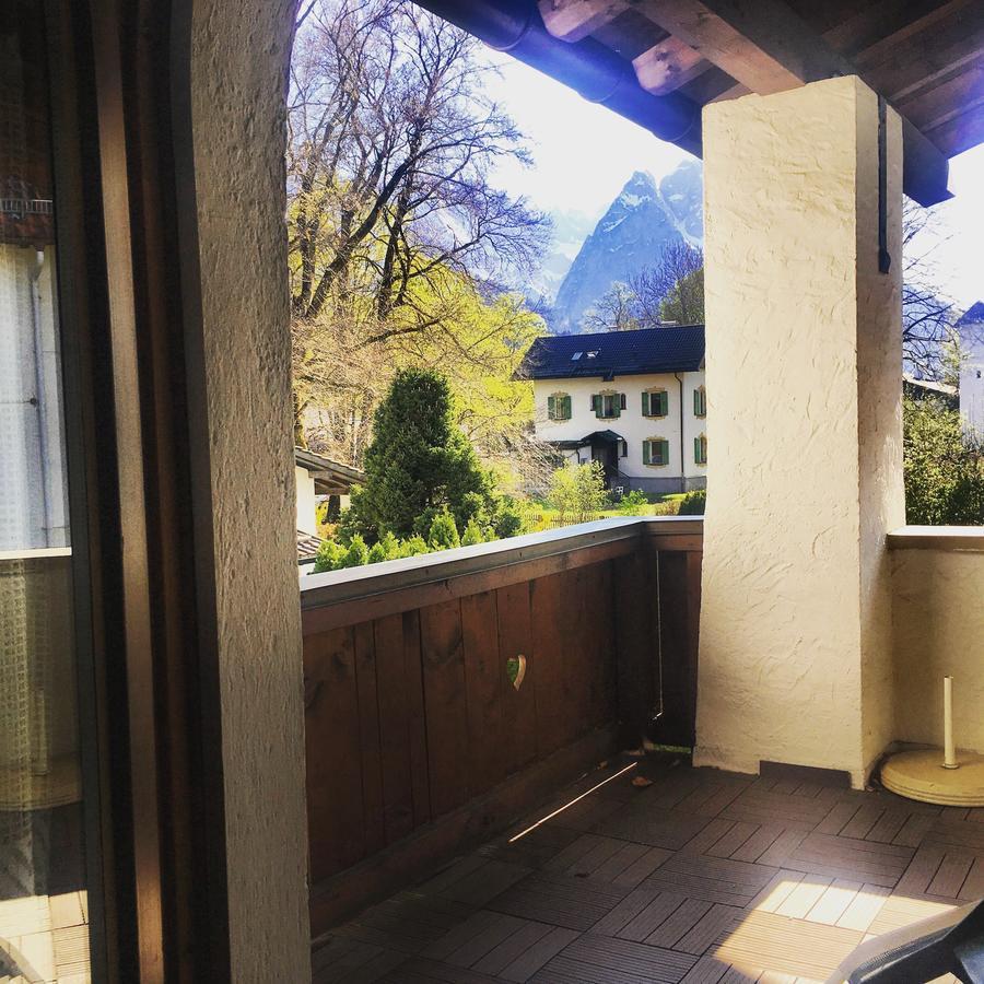 Gästehaus Brigitte Hotell Garmisch-Partenkirchen Exteriör bild